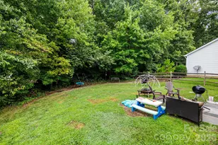 10216 Old Carolina Dr, Charlotte, NC 28214 - Photo 19