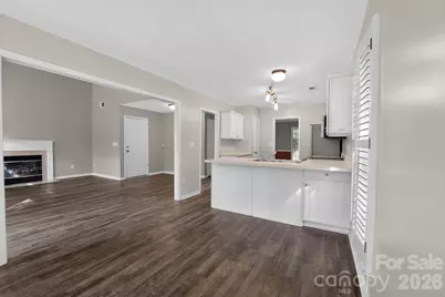 8220 Upsall Court, Charlotte, NC 28215 - Photo 7