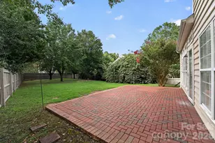 8220 Upsall Ct, Charlotte, NC 28215 - Photo 19