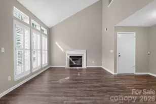 8220 Upsall Ct, Charlotte, NC 28215 - Photo 5