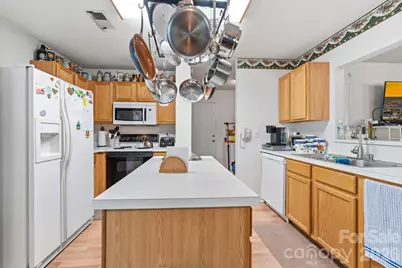 9220 Garnet Field Court, Charlotte, NC 28269 - Photo 11