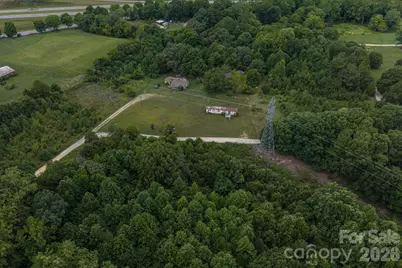 189 Campbell Lane, Lincolnton, NC 28092 - Photo 5