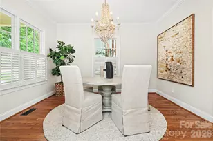 1825 Lombardy Cir, Charlotte, NC 28203 - Photo 7