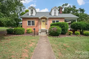 232 Maple St, Rutherfordton, NC 28139 - Photo 1