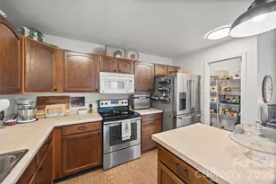 5022 Meanna Drive, Clover, SC 29710 - Photo 15