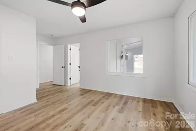 5396 Stonewood Drive, Hickory, NC 28602 - Photo 17