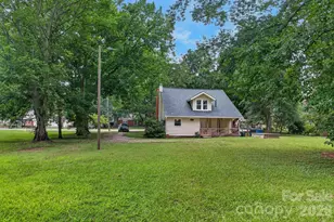 413 W Main St, Cleveland, NC 27013 - Photo 39