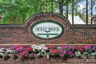 8318 Christmas Ct, Charlotte, NC 28216 - Photo 3