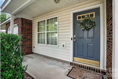 8318 Christmas Court, Charlotte, NC 28216 - Photo 5