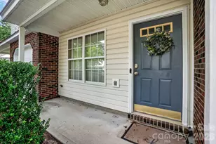 8318 Christmas Ct, Charlotte, NC 28216 - Photo 5