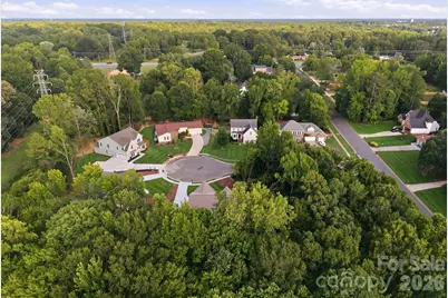 2311 Chateau Court, Matthews, NC 28105 - Photo 47