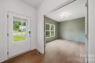 2311 Chateau Ct, Matthews, NC 28105 - Photo 5