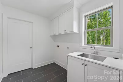 2315 Chateau Court, Matthews, NC 28105 - Photo 39