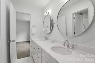 2315 Chateau Ct, Matthews, NC 28105 - Photo 37