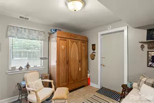 20 S Oak Forest Dr, Asheville, NC 28803 - Photo 19