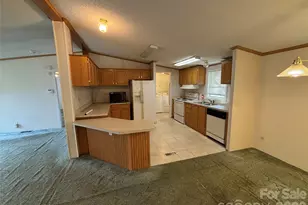 93 Ervin Ln, Hiddenite, NC 28636 - Photo 17