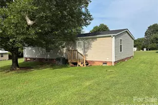 93 Ervin Ln, Hiddenite, NC 28636 - Photo 9