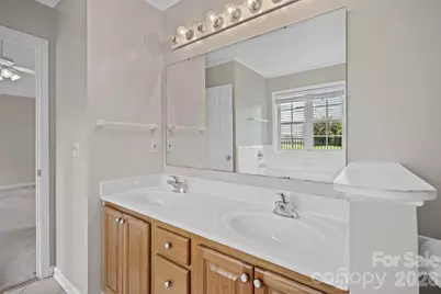 200 Planters Creek Road, Fletcher, NC 28732 - Photo 17