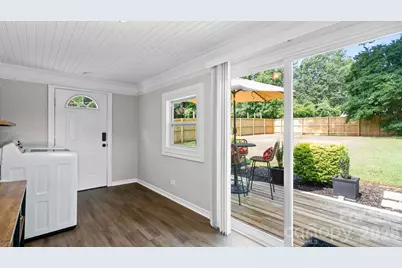 914 Crestmere Street, Charlotte, NC 28208 - Photo 25