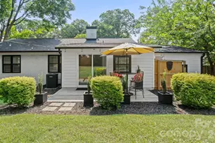 914 Crestmere St, Charlotte, NC 28208 - Photo 29