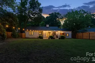 914 Crestmere St, Charlotte, NC 28208 - Photo 41