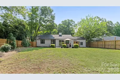 914 Crestmere Street, Charlotte, NC 28208 - Photo 35