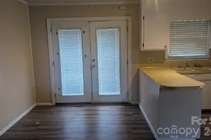 608 Catawba St, Chester, SC 29706 - Photo 9