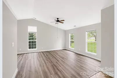 1828 Sugar Hollow Drive, Charlotte, NC 28214 - Photo 9