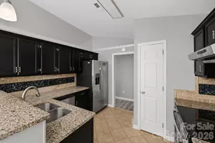1828 Sugar Hollow Dr, Charlotte, NC 28214 - Photo 13