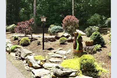 811 Hemlock Drive, Newland, NC 28657 - Photo 13