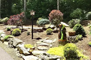 811 Hemlock Dr, Newland, NC 28657 - Photo 13