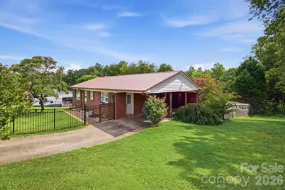 1082 Maple Street, Granite Falls, NC 28630 - Photo 5