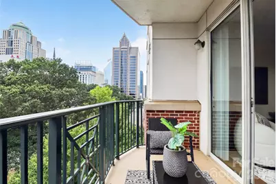 300 W 5th Street #709, Charlotte, NC 28202 - Photo 17