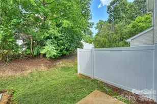 8453 Big Creek Ct, Charlotte, NC 28105 - Photo 33