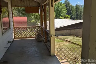 1920 Thickety Rd, Clyde, NC 28721 - Photo 13