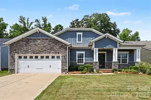 1604 Spring Blossom Trail, Fort Mill, SC 29708 - Photo 5