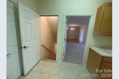 513 26th Avenue NE, Hickory, NC 28601 - Photo 27