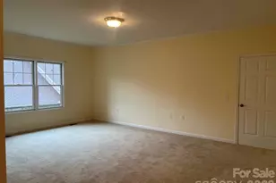 513 26th Ave NE, Hickory, NC 28601 - Photo 13