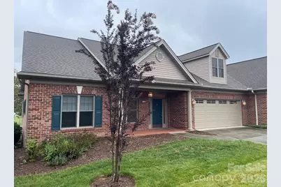 513 26th Avenue NE #A, Hickory, NC 28601 - Photo 1