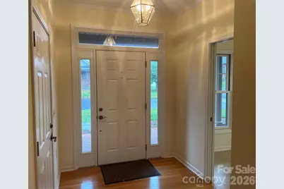 513 26th Avenue NE, Hickory, NC 28601 - Photo 5