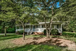 7730 Deer Track Dr, Denver, NC 28037 - Photo 1