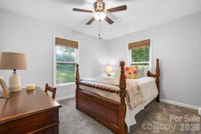 5562 Clearlake Drive, Hickory, NC 28601 - Photo 19