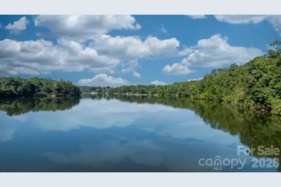 5562 Clearlake Drive, Hickory, NC 28601 - Photo 35