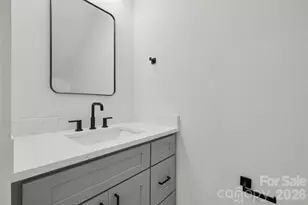206/208 W Todd Ln, Charlotte, NC 28208 - Photo 11