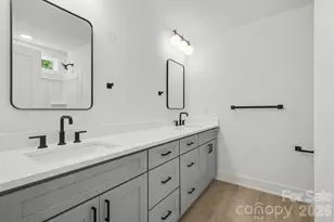 206/208 W Todd Ln, Charlotte, NC 28208 - Photo 13