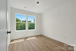 206/208 W Todd Ln, Charlotte, NC 28208 - Photo 15