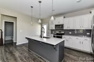104 Trissy Ct, Statesville, NC 28625 - Photo 11