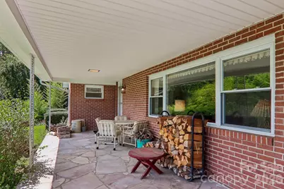 1404 Valmont Drive, Hendersonville, NC 28791 - Photo 5
