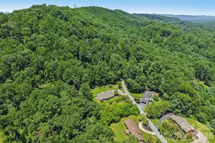 1404 Valmont Dr, Hendersonville, NC 28791 - Photo 41