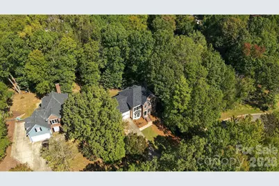 410 Whitefriars Lane, Matthews, NC 28105 - Photo 37